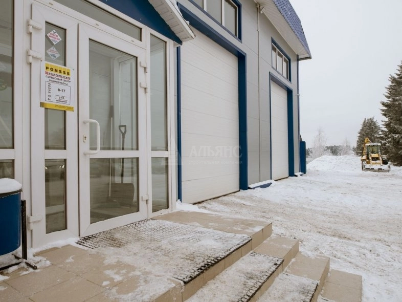 Грузовая СТО из сэндвич-панелей - фото 8